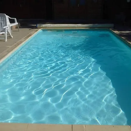 Meuble Avec Piscine Partagee Apartment La Ferte-Gaucher