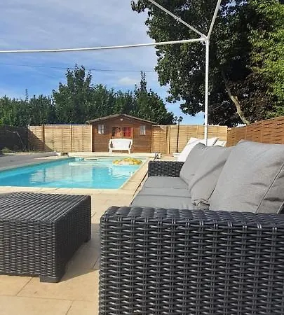 Meuble Avec Piscine Partagee Apartment La Ferte-Gaucher